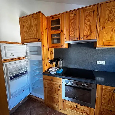Sea Pearl Apartment *